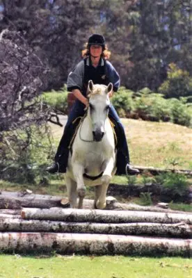 LightRider Amalia Bitless Bridle - Natural Horse World Cynthia and Manny jumping bridleless