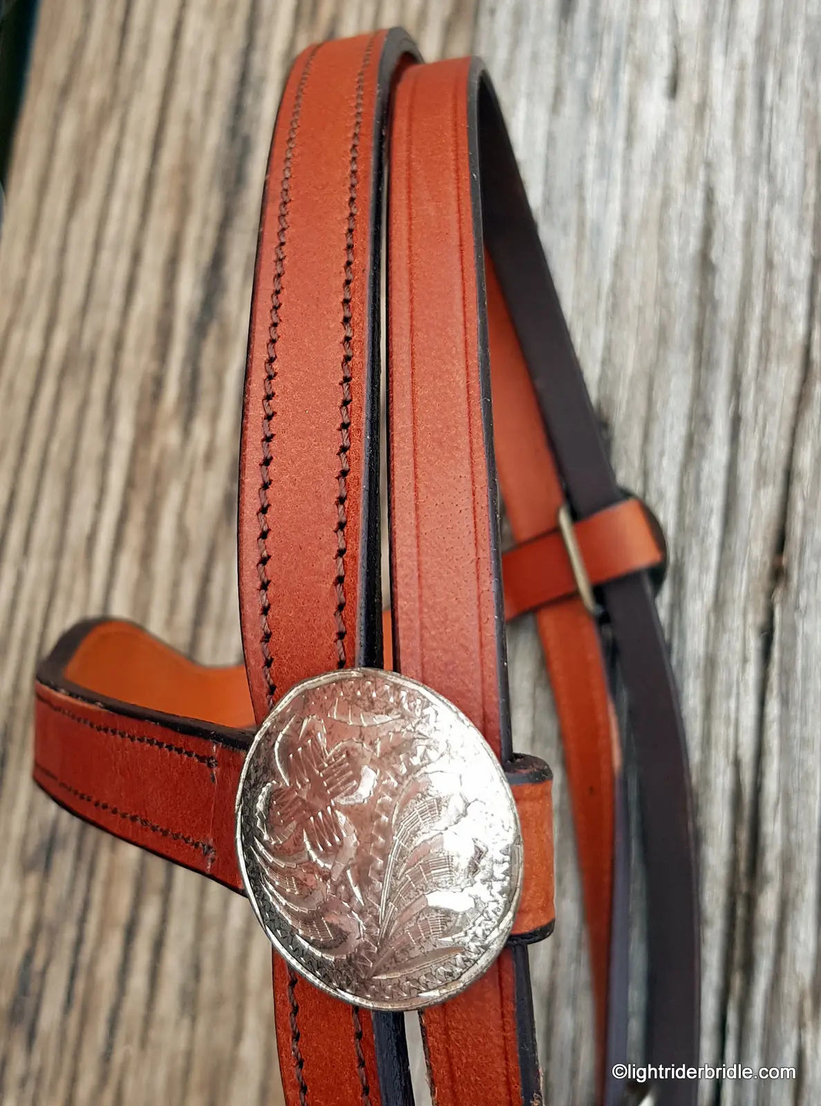 WesternConchoOnBridle